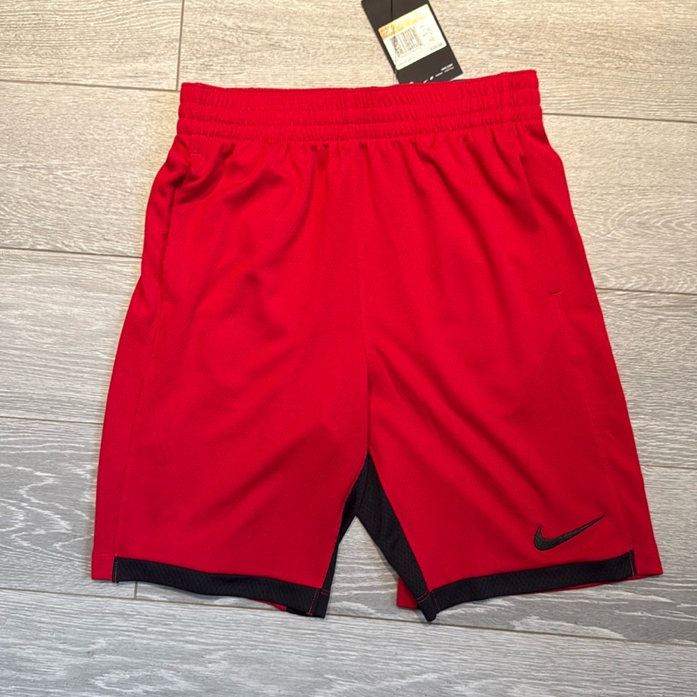 NWT Nike Boys XL Dri Fit Shorts
